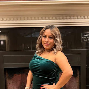 Meet your Posher, Yeimi